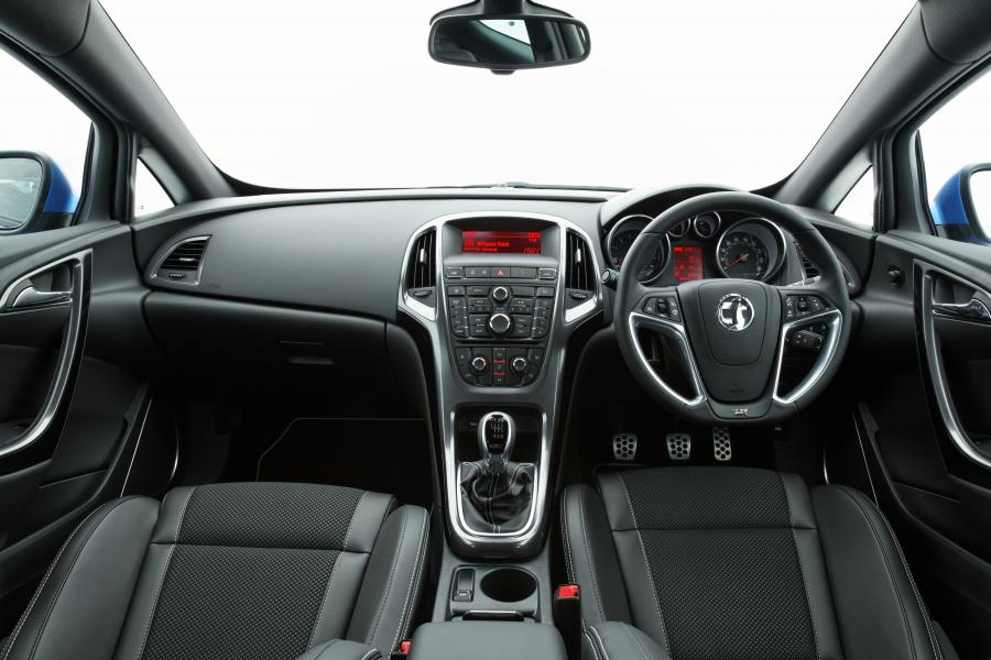  Vauxhall Astra VXR 2012 года  (фото 192 из 274)